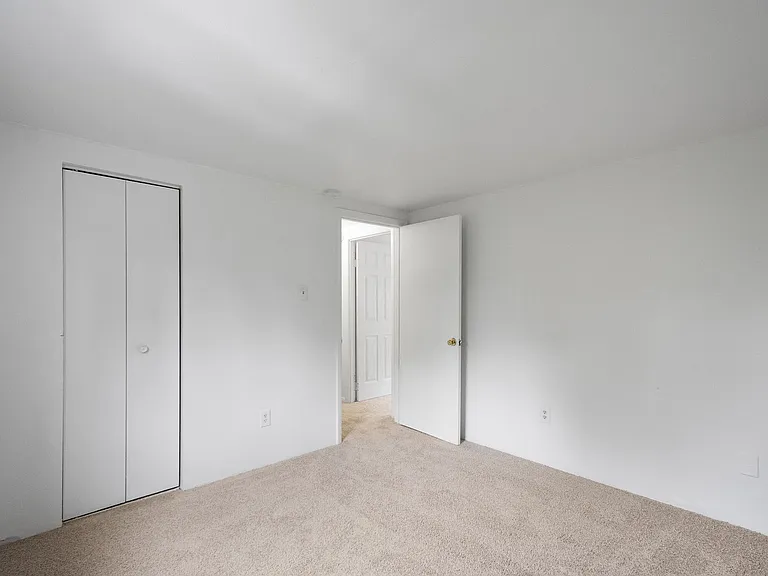 Baldwin Cathell Townhouses — Photo 16