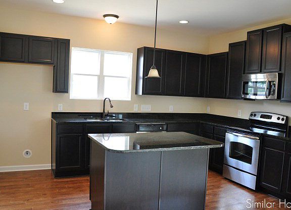 2nd image of 417 Bald Cypress Ln