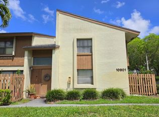Greenglades Condo No 6, Miami, FL 33176