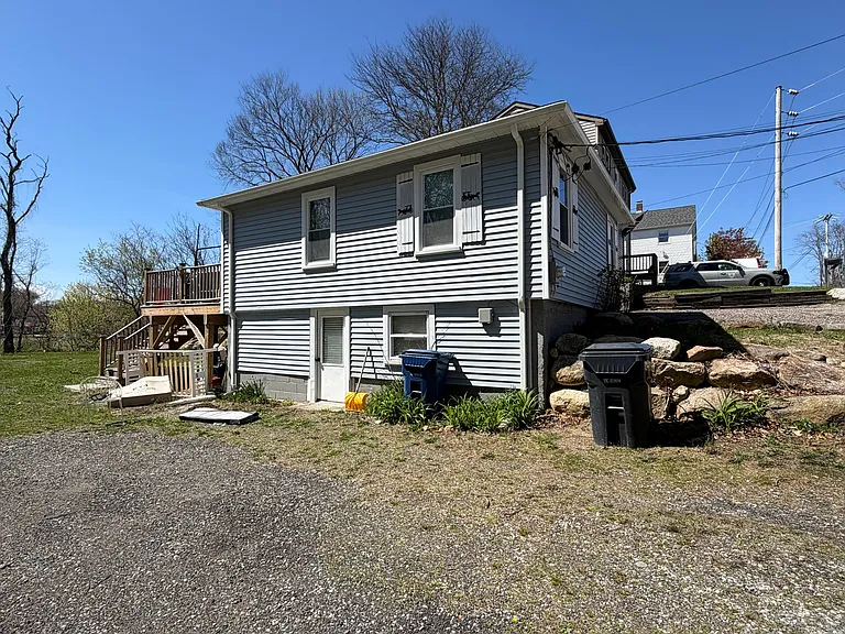 85 Pleasant St — Photo 10