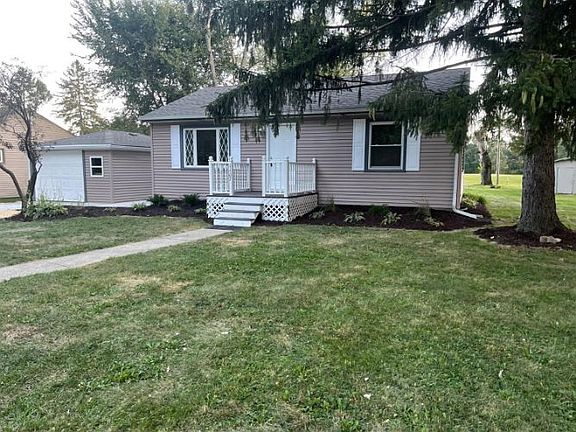 3rd image of 1107 W 63rd Ave
