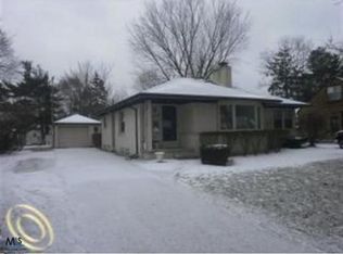 4239 Buckingham Rd, Royal Oak, MI 48073