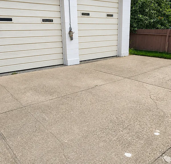 116 Akins Dr — Photo 6