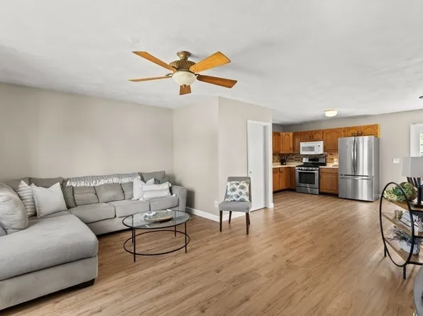721 Cambridge St #A, Fall River, MA 02721