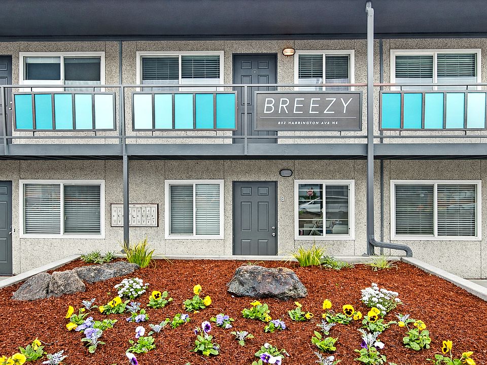 Building Photo 5