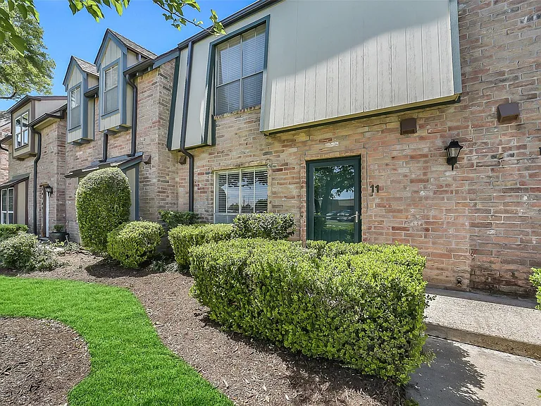 14703 Barryknoll Ln #11 — Photo 2