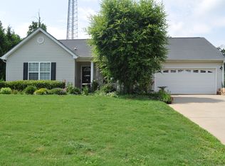 101 Bulls Rd, Taylors, SC 29687