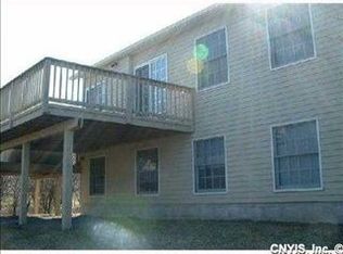 5 S Village Dr, Cazenovia, NY
