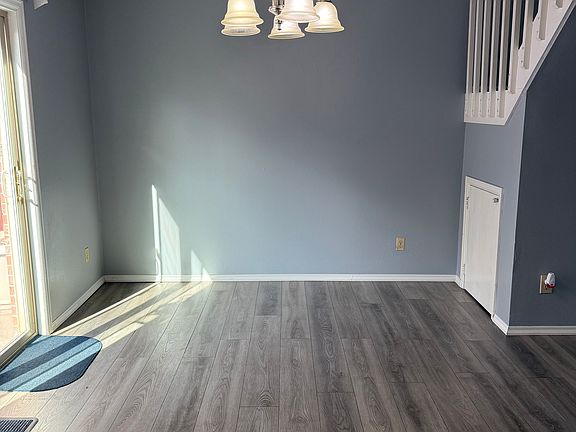 2nd image of 15135 E Wesley Ave
