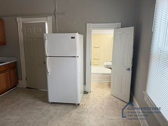 2nd image of 118 8 1/2 St SE