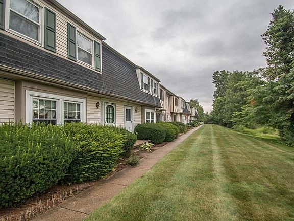 3rd image of 1810 Higby Dr #111K