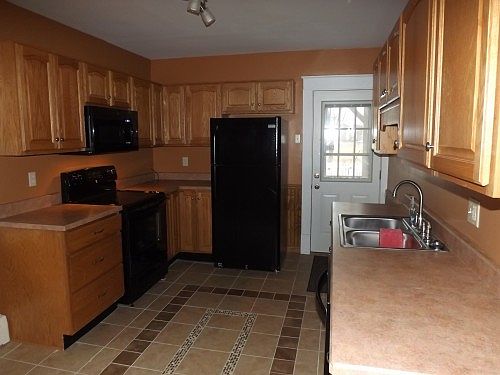2nd image of 1201 E Pine St