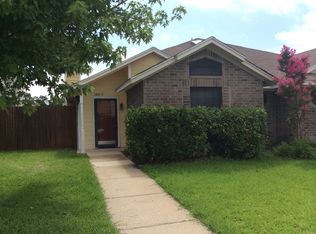 2800 Rutgers Cir, Rowlett, TX 75088