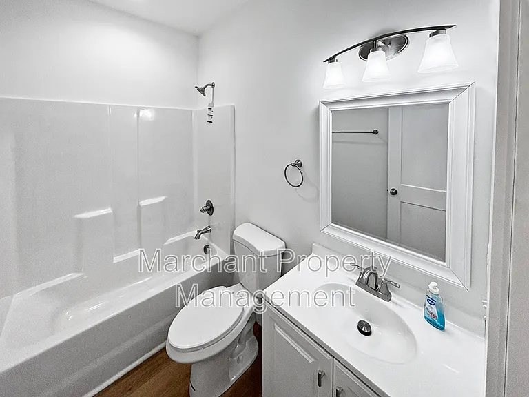 7 20th St — Photo 20