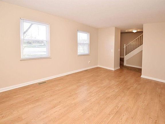 2nd image of 11618 Elkwood Dr