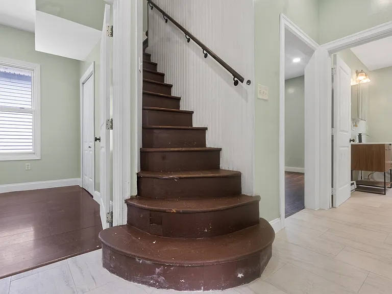 271 Cator Ave #2 — Photo 29