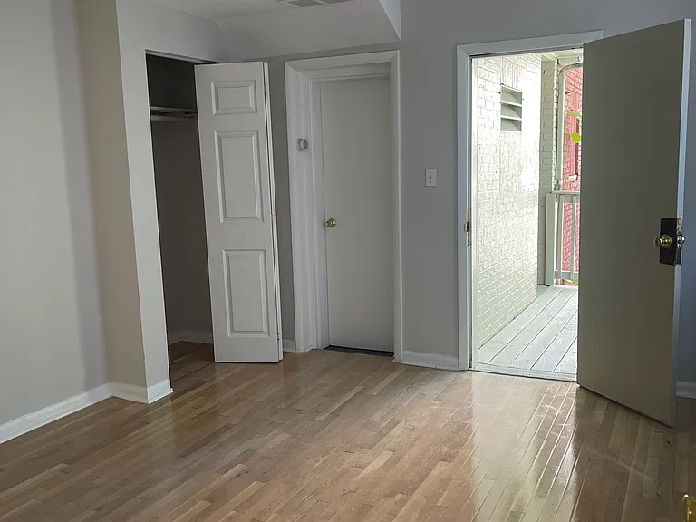Deck off bedroom
Extra, large storage space.....