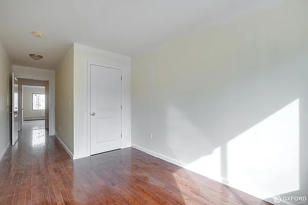 Rented by Oxford Property Group | media 9