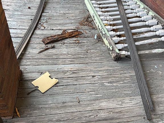 2nd image of 127 E Duval St
