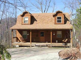 563 Thissa Way, Gatlinburg, TN 37738