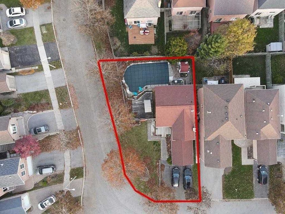 2nd image of 25 Deverill Cres