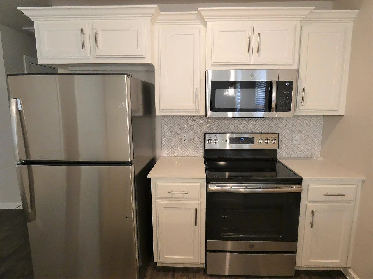 439 Summit Ridge Dr - 1 — Photo 4