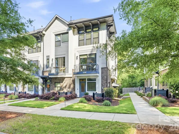 2931 Simpson Dr, Charlotte, NC 28205