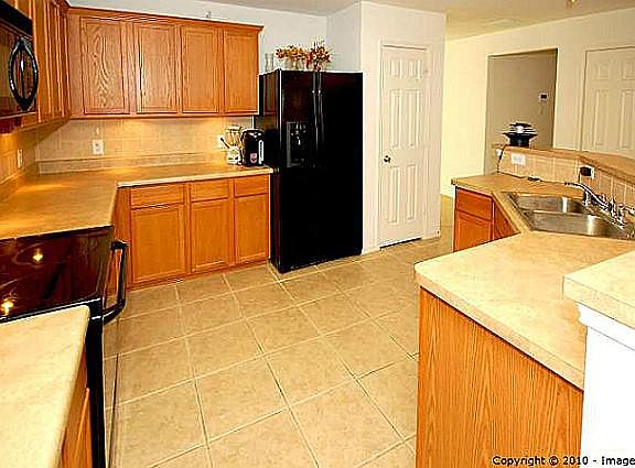 2nd image of 2001 Highland Dr