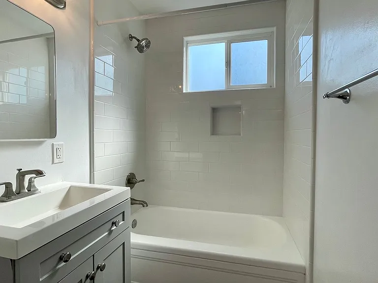 1225 Monte Vista Pl #2 — Photo 9