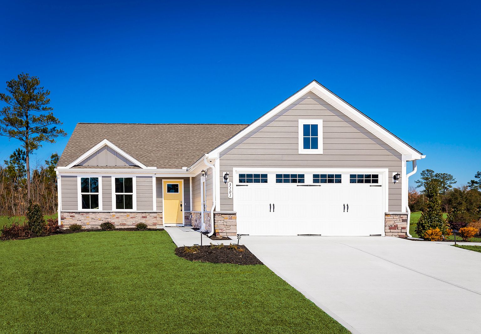 338 Waterside Sq