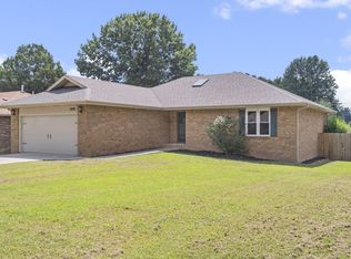 1038 W Seminole St, Springfield, MO 65807