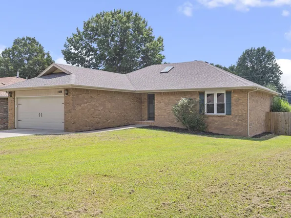 1038 W Seminole Street, Springfield, MO 65807