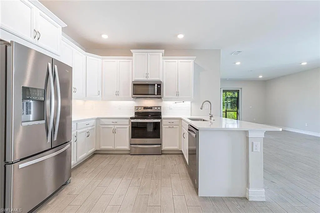 2 bed, 2.0 bath, 1496 sqft, $2,800 — Photo 3