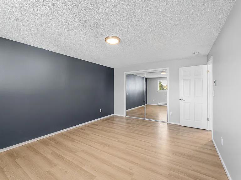 511 Avenue D #D — Photo 14