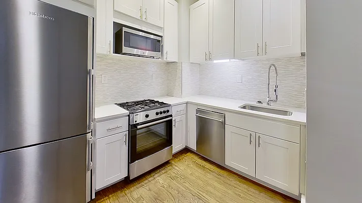 Rented by Compass | media 13