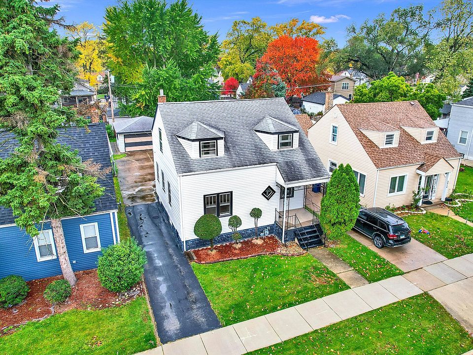 1st image of 8820 S Richmond Ave