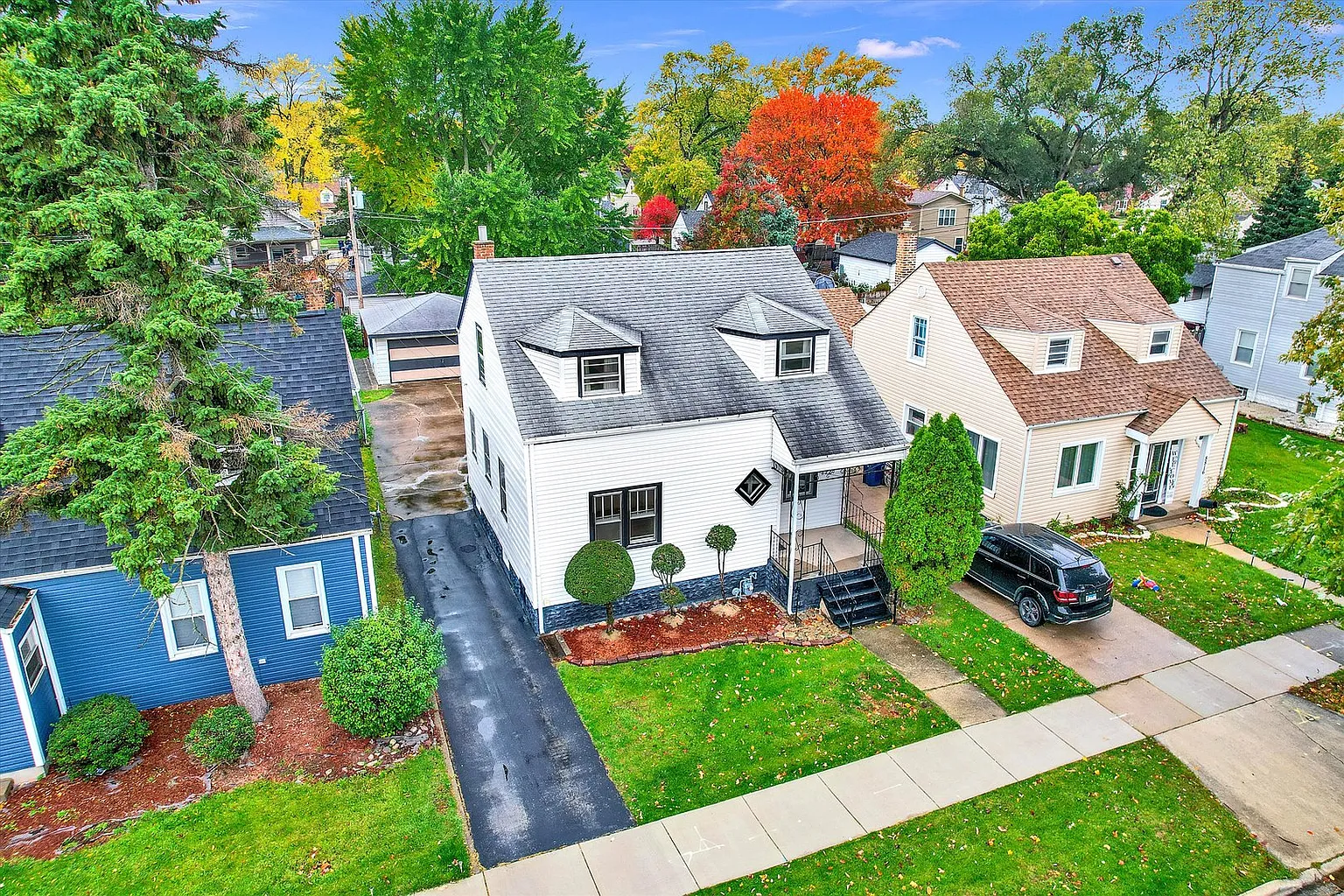 8820 S Richmond Ave photo 1