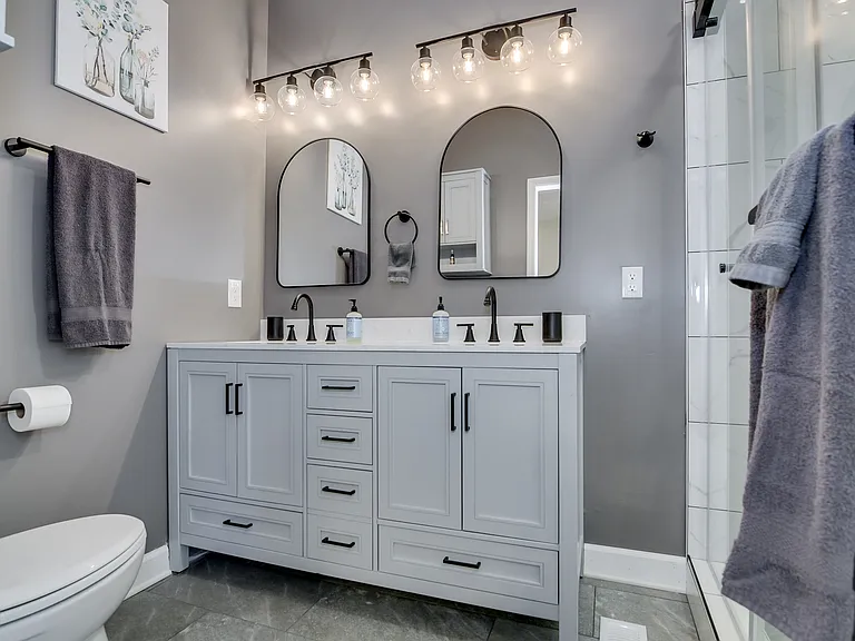 226 Thread Needle Rd E — Photo 24