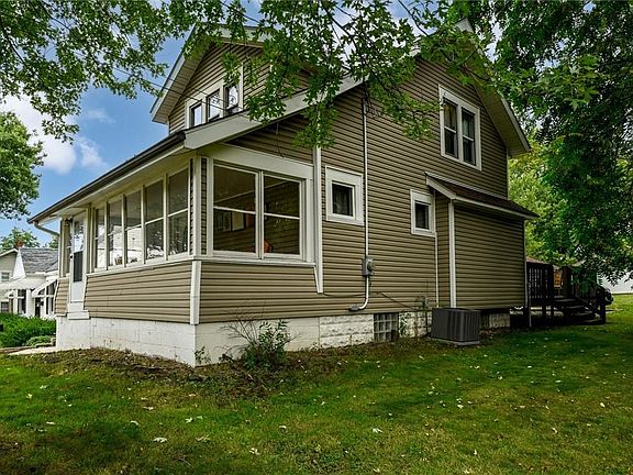 2nd image of 555 Mohawk Ave