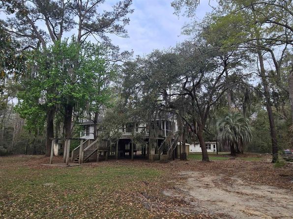 1030 Waccamaw Lake Dr., Conway, SC 29526