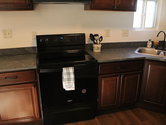 Kitchen stove/oven