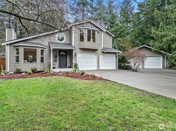 11203 207th Avenue Ct E, Bonney Lake, WA 98391