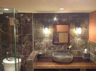 1220 Manhattan Beach Blvd, Manhattan Beach, CA 90266
