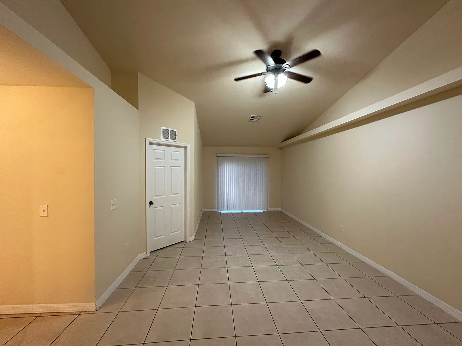 3414 SW 7TH PL — Photo 3