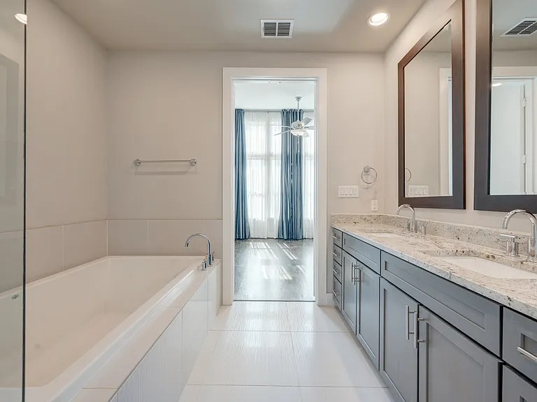 4211 Rawlins St #108 — Photo 34