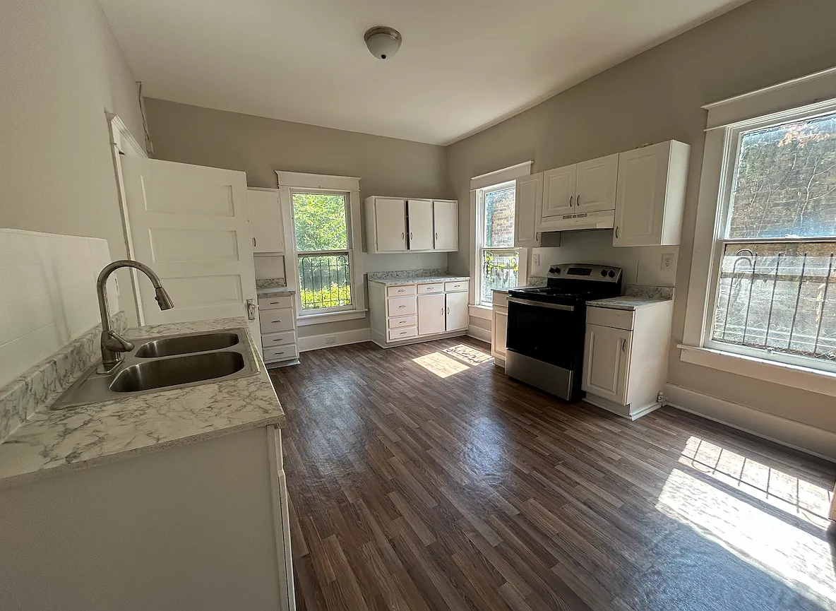 1707 Avenue I, Birmingham, AL 35218 — Photo 2