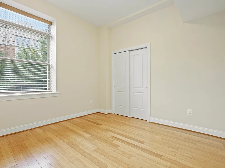 1333 Euclid St NW #201 — Photo 13
