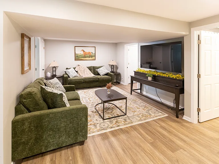 6703 Hauser Dr — Photo 27
