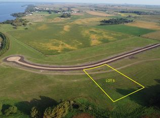 5 Oak Creek Cir, Big Stone City, SD 57216