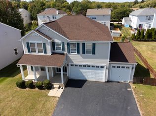 704 Doral Dr, Marengo, IL 60152